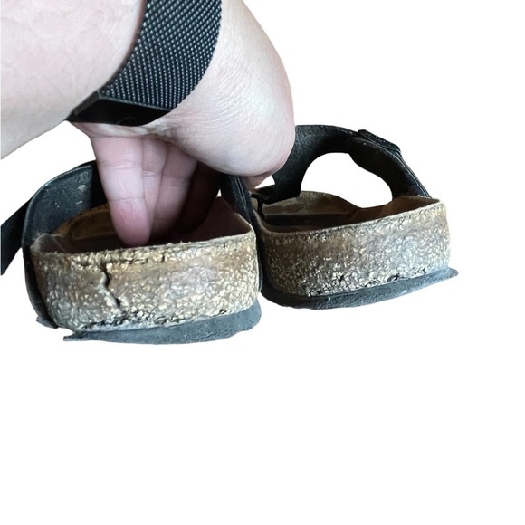 Birkenstock Gizeh Birko-Flor Patent Black 6 - Picture 5 of 6